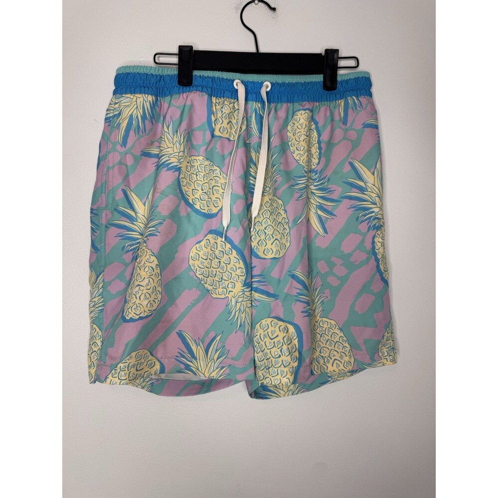 Chubbies The Low Tides 7” Pineapple Swim Trunks Medium